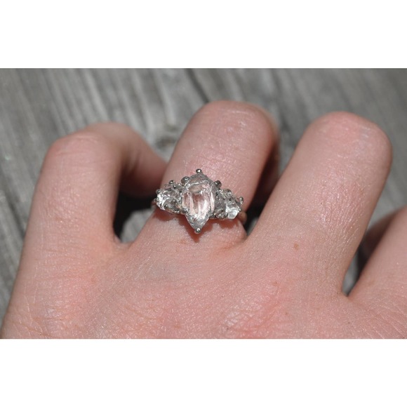 Engagement rings, raw diamond ring, raw stone ring, alternative engageme… - Picture 3 of 4